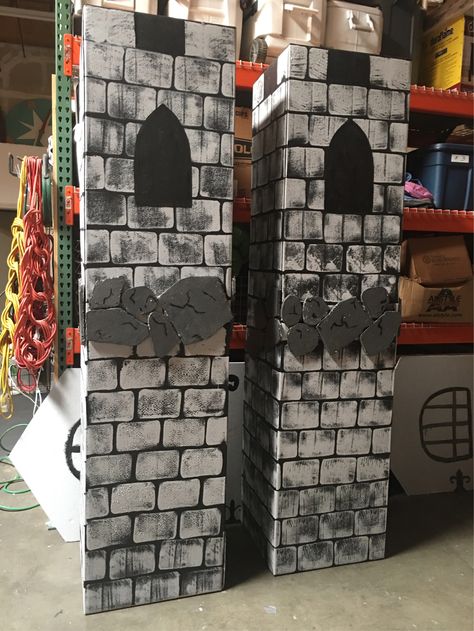 Cardboard Tower, Cardboard Box Castle, Harry Potter Trunk, Kingdom Vbs, Castle Party, Vacation Bible School Themes, Cardboard Castle, Scary Halloween Decorations Outdoor, Balloon Tower