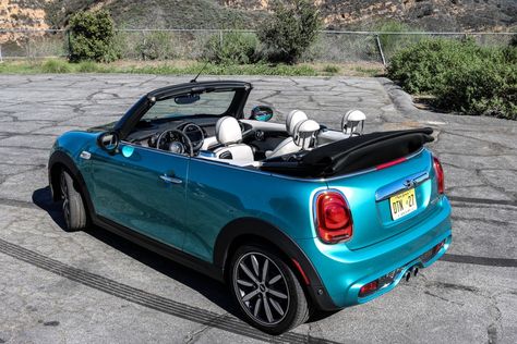 2016-mini-cooper-s-cabrio-fahrbericht-test-jens-stratmann-7 Mini Cooper Cabrio, Gulf Livery, Mini Cooper Models, Blue Mini Cooper, Auto Mini, Mini Cabrio, Mini Convertible, 2017 Cars, Mini Coopers