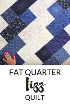 Block Quilt Ideas, Sew Quilt, Quick Quilt, Quilt Modernen, Block Quilt, Quilting Videos, Fat Quarter Quilt, Lap Quilts, Beginner Sewing Projects Easy