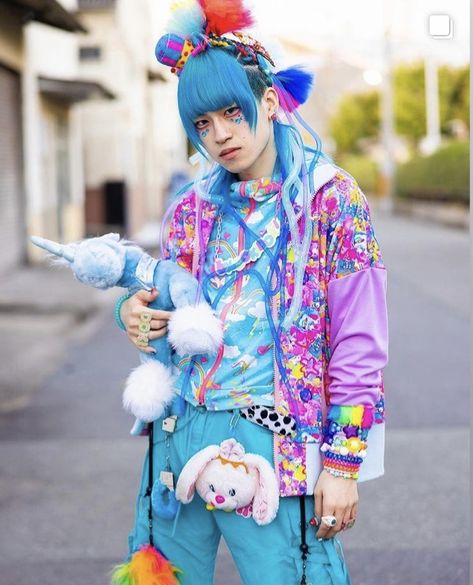 Casual Decora Fashion, Decora Fashion Outfits Male, Harajuku Mens Fashion, Decora Kei Boy, Harajuku Fashion Street 90s, Decora Kei Outfits, Clown Husbandry, Decora Fashion Outfits, Harajuku Decora Kei