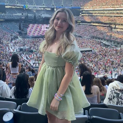 Taylor Swift Eras Tour Instagram, Lyrics As Captions, Eras Tour Instagram, Taylor Swift Captions, Taylor Swift On Stage, Taylor Swift Fall, Instagram Captions Happy, Taylor Swift Bracelet Ideas, Funny Taylor Swift