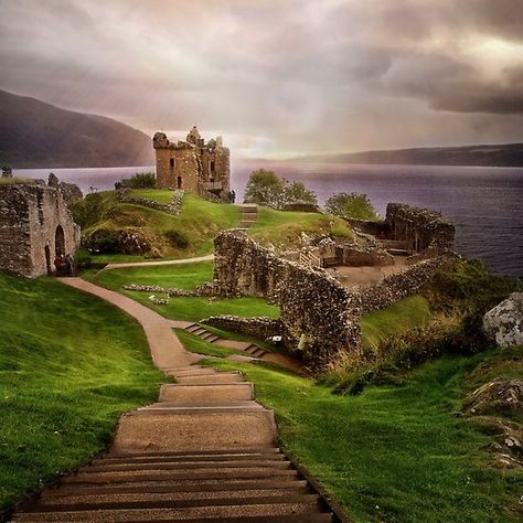 Urquhart Castle Urquhart Castle Scotland, Drumnadrochit Scotland, Uk Castles, Inverness Scotland, Urquhart Castle, Castles To Visit, Scotland Road Trip, Scottish Countryside, Beautiful Ruins