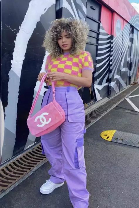 Vaporwave Clothing, Look Festival, Streetwear Fashion Women, Curvy Girl Outfits, Really Cute Outfits, Curvy Outfits, Fall Fashion Trends, Colourful Outfits, Retro Outfits