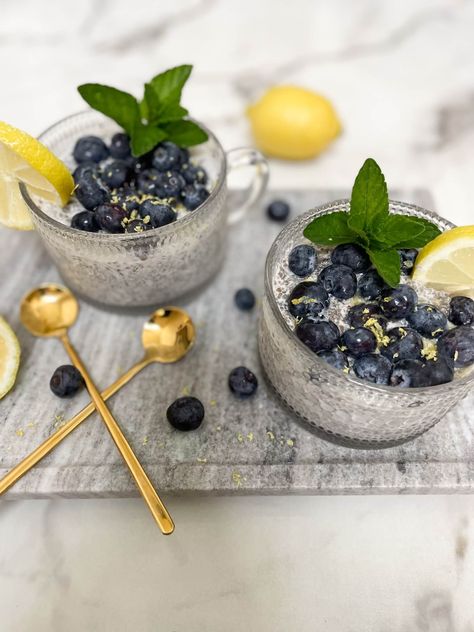 Blueberry Lemon Chia Pudding - Small Gestures Matter Lemon Chia Pudding, Chia Breakfast Pudding, Blueberry Chia Pudding, Chia Pudding Breakfast, Key Lime Tarts, Breakfast Pudding, Strawberry Chia Jam, Chia Breakfast, Breakfast To Go