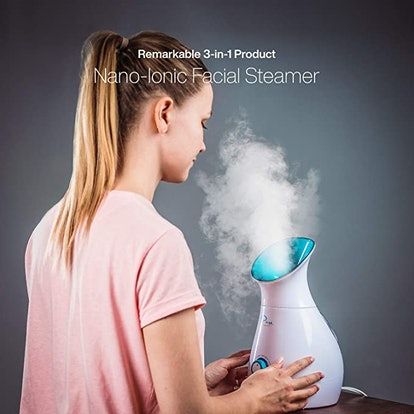 How To Facial Steam At Home, According To The Experts. #skincare #skin #beautyproducts #fyp #foryoupage Grooming Women, Peel Off Face Masks, Ultra Sonic, Face Steamer, Beauty Tech, Face Tools, Facial Steaming, Facial Steamer, Beauty Cream