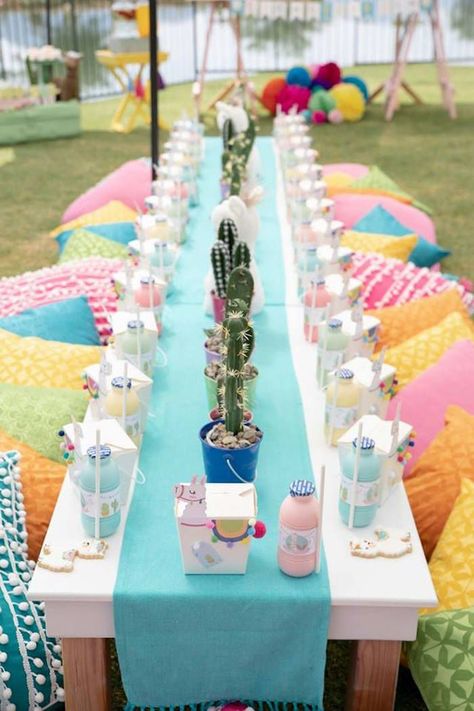 Kara's Party Ideas Colorful Llama and Cactus Birthday Party | Kara's Party Ideas. #summer #summerparty #kidssummerparty #childrenssummerparty #kidsparty #kidsoutdoorparty #outdoorparty #kidsoutdoorpartyideas #kidgardenparty Summer Kids Party Ideas, Party Ideas Summer, Cactus Birthday Party, So Hum, Summer Kids Party, Cactus Birthday, Fiesta Birthday Party, Llama Birthday, Cactus Party