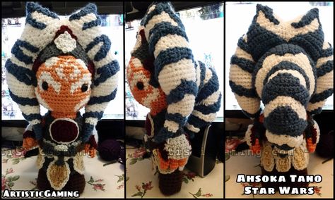 Crochet Figures, Minion Pattern, Star Wars Crochet, Crochet Game, Ashoka Tano, Crochet Ornament Patterns, Crochet Christmas Gifts, Star Wars Ahsoka, Crochet Dragon