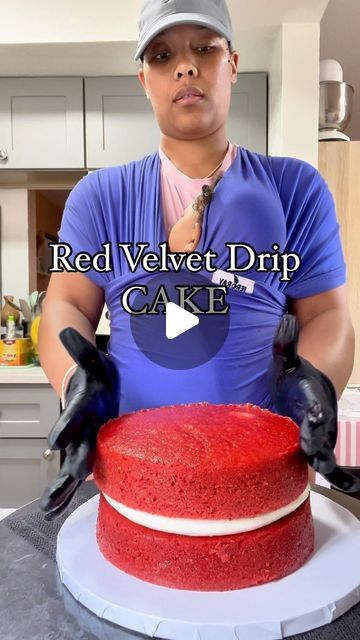 Decorating Red Velvet Cake, Chocolate Red Velvet Cake, Decorating A Red Velvet Cake, Red Velvet Cake For Men Birthday, Red Velvet Cakes Decoration, Red Velvet Cake From Scratch, How To Decorate A Red Velvet Cake For A Birthday, Red Velvet Cake Video, Red Birthday Cake For Men