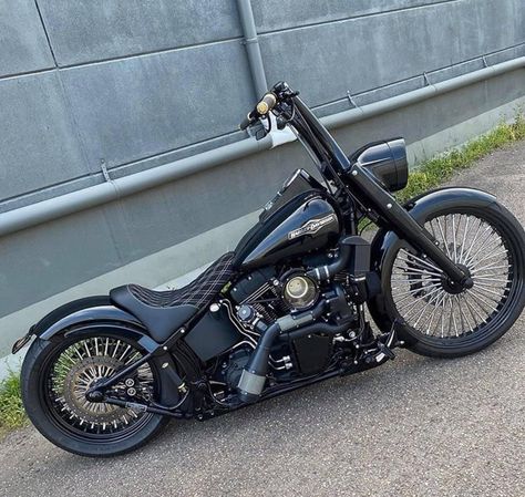 Soft Tail Harley, Soft Tail Slim, Moter Cycles, Harley Softail Custom, Harley Davidson Motorcycles Sportster, Harley Softail Slim, Hd Motorcycles, Female Motorcycle Riders, Custom Motorcycles Harley