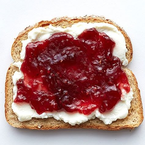 Breakfast Toast Ideas, Weight Watchers Canada, Quick Breakfast Ideas, Toast Ideas, Jam Toast, Sugar Free Jam, Food Png, Breakfast Toast, Delicious Breakfast