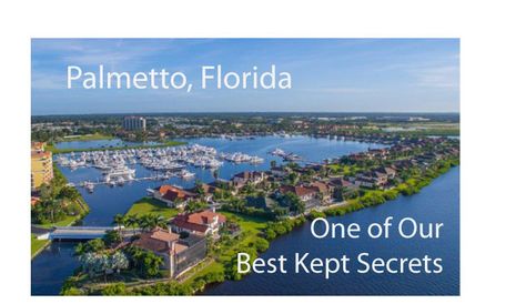 Discover what makes Palmetto, Florida one of our Best Kept Secrets. Located north of Bradenton and South of Tampa & St. Pete, this community on the Manatee River has lots to offer. https://www.michaelsaunders.com/blog/tably/the-city-of-palmetto-one-of-floridas-best-kept-secrets/?msc-pin Manalapan Florida, Fort Desoto Florida, Pahokee Florida, Palmetto Florida, Palmetto Leaf, Palmetto State Armory, Palmetto State, Siesta Key, Sarasota Florida