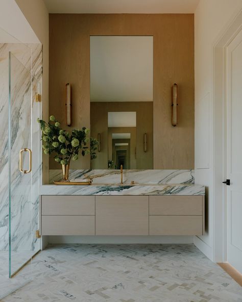 Sagaponack modern Bathroom Niche Design, Tamara Magel, Natural Stone Bathroom, New York Interior, Bathroom Inspiration Modern, Vanity Design, Interior Work, Spa Room, Modern Baths