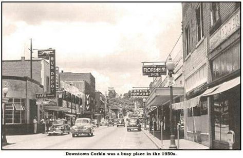 1950's Harlan Kentucky, Corbin Kentucky, Kentucky Attractions, Cumberland Gap, Main Street Usa, My Old Kentucky Home, Lexington Kentucky, A Town, Places Of Interest