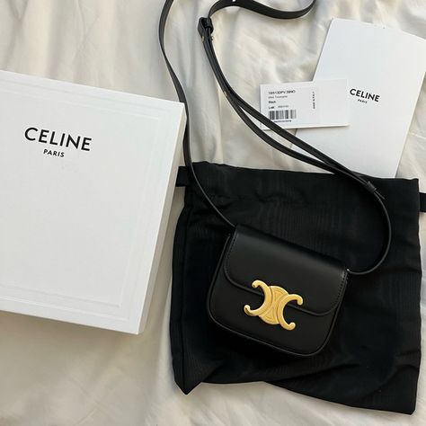 Celine Mini Triomphe Bag Celine Bag Aesthetic, Celine Mini Triomphe, Tas Celine, Celine Triomphe Bag, Triomphe Bag, What's In My Purse, Celine Triomphe, Aesthetic Backpack, Dream Bag