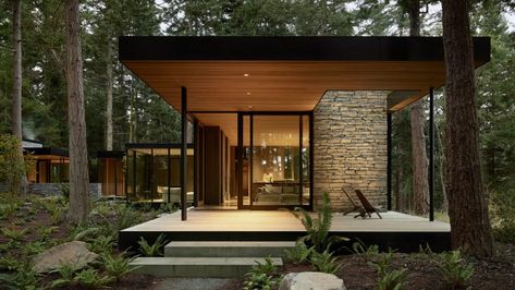 MW Works designs quiet dwelling for family farm in Washington Farm Retreat, Agricultural Buildings, Whidbey Island, Mid Century House, Glass House, Maine House, House In The Woods, In The Woods, Seattle