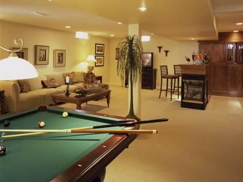 Living Room With Bar, Basement Bedroom Decor, Bedroom Ideas Basement, Basement Pool Table, Modern Basement Ideas, Pool Room Decor, Room With Bar, Bar Pool Table, Basement Decoration