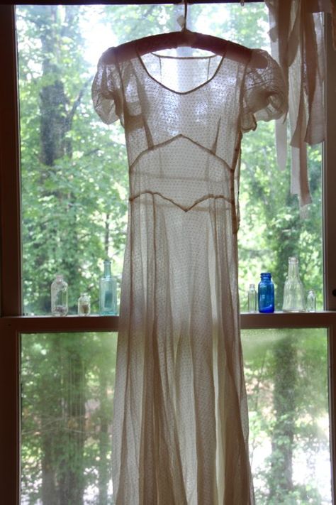 Sheer White Dress, White Dress Aesthetic, Bridal Theme, 1930s Dress, I Am Trying, Dress Aesthetic, Date Night Dresses, 50s Fashion, Sheer Dress