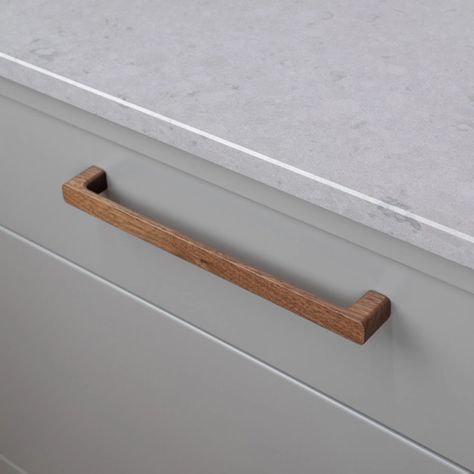 Handle Sans - Walnut | Handles | Beslag Design Integrated Refrigerator, Modern Haken, Integrated Fridge Freezer, Sofa Legs, Wardrobe Doors, Updating House, Wooden Kitchen, Refrigerator Freezer, Furniture Legs