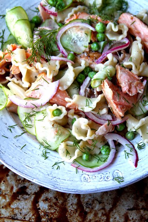 Pasta Salad With Peas, Salmon Pasta Salad, Salmon For Dinner, Salad With Peas, Pasta Salad Salmon, Lemon Dill Salmon, Beet Pasta, Sliced Cucumber, Dill Salmon