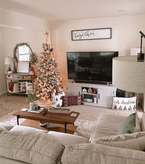 Sharing some christmas living room decor inspiration early on so you can get some ideas! christmas living room decor, christmas living room, living room decor, rustic christmas living room, holiday living room, holiday living room decor, rustic christmas decor, christmas decorating ideas Anthropologie Christmas Decor, Cozy Christmas Living Room Decor, Holiday Living Room Decor, Joy Decorations, Christmas Living Room Decor, Cozy Christmas Living Room, Room Decor Christmas, Holiday Living Room, Living Room Christmas