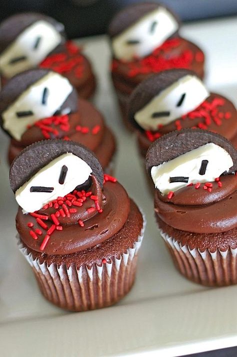 ninja birthday party idea - Google Search Street Ninja, Ninja Cupcakes, Ninja Cake, Karate Birthday, Ninja Birthday Parties, Ninjago Birthday, Ninjago Party, Ninja Birthday, South Street