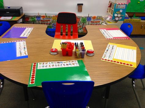 Kindergarten Tables, Intervention Classroom, Writing Mini Lessons, 1st Grade Writing, First Grade Writing, Kindergarten Curriculum, Classroom Centers, Task Boxes, Classroom Behavior