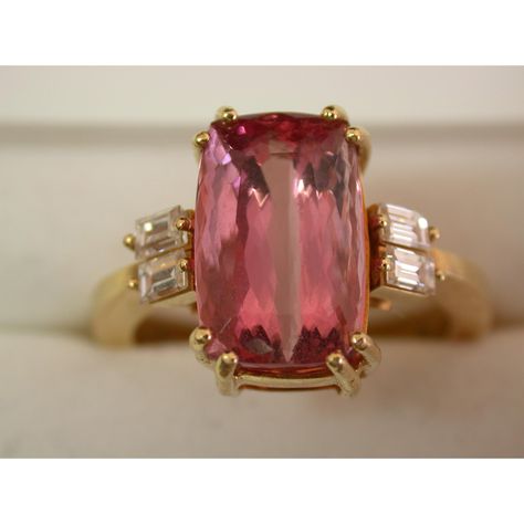 Luxury Antique Topaz Ring, Luxury Faceted Topaz Ring, Luxury Pink Topaz Round Ring, Imperial Topaz Meaning, Imperial Topaz Jewelry, Imperial Topaz Ring, Imperial Topaz, Topaz Jewelry, Topaz Color