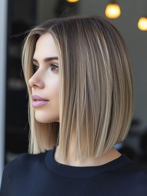 Trendy Lob Haircut, Lob Haircut Thick Hair, The Lob Haircut, Lob Haircut Straight, Free Hairstyles, Ideas Short Hair, Blonde Hair Transformations, Latest Hair Trends, Shoulder Hair