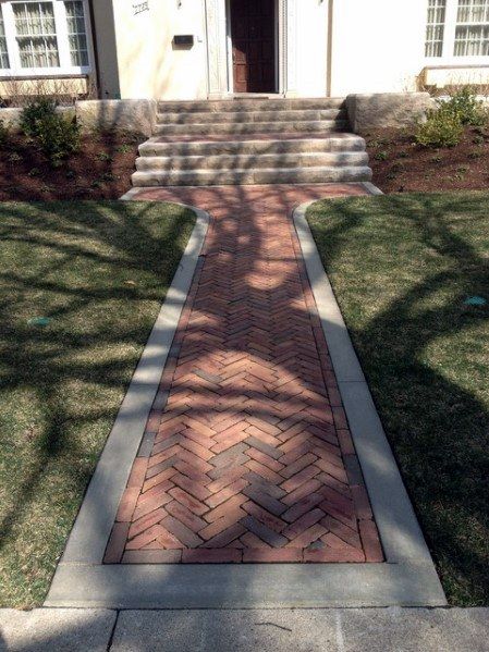 Exceptional Chevron Brick Walkway Ideas For Front Yard With Concrete Border Brick Walkway Ideas, Big Leaf Plants, Walkway Lighting, Walkway Design, Solar Landscape Lighting, Brick Walkway, Solar Landscape, Walkway Ideas, Front Walkway