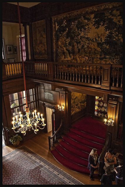 Entrance Hall Aesthetic, Hall Aesthetic, Victorian Interior, Castle Aesthetic, Castles Interior, Gothic House, House Goals, Entrance Hall, Dream House Decor