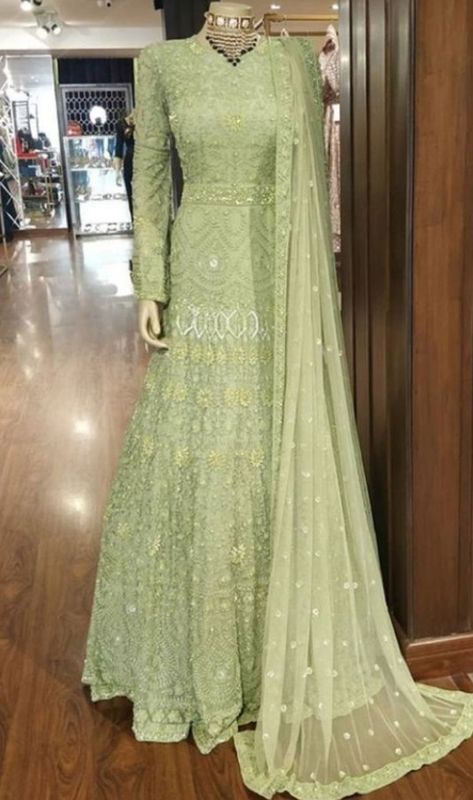 Chikankari Gown Designs, Chickenkari Anarkali Suits, Chikankari Anarkali Lucknowi, Lucknowi Chikankari Suits Party Wear, Long Indian Gowns, Ethnic Gowns Indian, Chikankari Gown, Lucknowi Chikankari Suits, Indian Gown Design