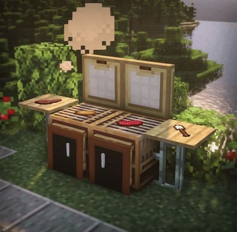 Minecraft Shed Ideas, Minecraft Grill, Minecraft Backyard Ideas, Minecraft Chest Room Ideas, Minecraft Backyard, Minecraft Toilet, Minecraft Outside Decor, Minecraft Halloween Ideas, Minecraft Shops