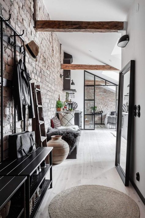 Small Attic Apartment, Loft Apartment Industrial, Industrial Apartment, Small Attic, Deco Studio, Attic Apartment, Industrial Interior Design, Brick Walls, Style Loft