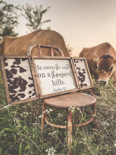 Cowhide Wood Signs, Ranch Bedroom Decor, Diy Western Home Decor, Cowhide Wall Decor, Cowhide On Wall Ideas, Western Home Decor Ranch Style, Western Door, Western Living Room Decor, Farmhouse Door Hanger