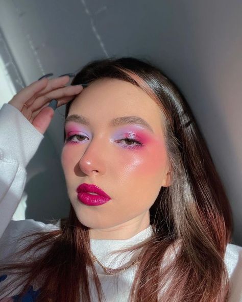 Slay Like a Barbie with these Stunning Barbie Makeup Looks Pink Futuristic Makeup, Pastel Makeup Looks Eyeshadows, Lover Inspired Makeup, Pink Editorial Makeup, Pink Under Eye Makeup, Pastel Eyeshadow Looks, Pastel Eye Makeup, Pride Fits, Catwalk Makeup