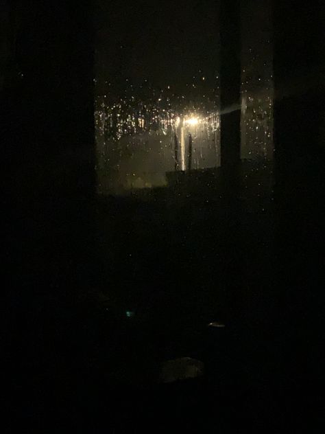 rain on my window at night Rain At Night Window, Window At Night, Rain Window, Night Window, Night Rain, Raining Outside, Rainy Night, Picture Windows, Night Aesthetic