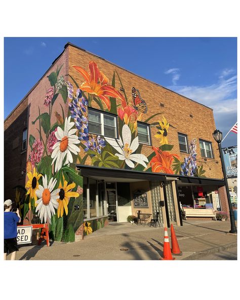 Brick Mural, Louise Jones, Exterior Murals, Flower Mural, West Town, Institute Of Contemporary Art, Murals Street Art, Iowa City, Detroit Wedding