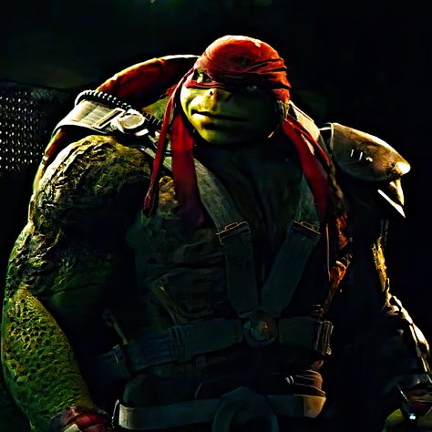 #raphael #tmnt #ninjaturtles #icon #icons Ninja Turtles Realistic, Ninja Turtles Live Action, Raphael Tmnt Live Action, 1987 Tmnt Raph, Raphael Wallpaper Tmnt, Raphael Tmnt Bayverse, Tmnt Live Action, Rafael Ninja Turtle, Bayverse Raphael