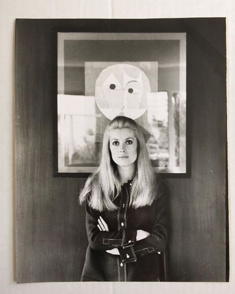 Catherine Deneuve fan on Instagram: “Here’s another beautiful, large format, original, vintage photo of Catherine Deneuve from the 1960’s. Although I don’t know who the…” Catherine Deneuve 60s, Catherine Denueve, Swinging Sixties, Valley Of The Dolls, Style Muse, Catherine Deneuve, French Women, Iconic Women, Vintage Photo