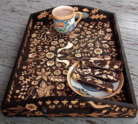 Love Tray Wooden Objects, Wood Burn Designs, Woodburning Projects, Pyrography Art, Wood Burning Crafts, Wood Burning Patterns, Love Bird, Wood Burning Art, Dremel