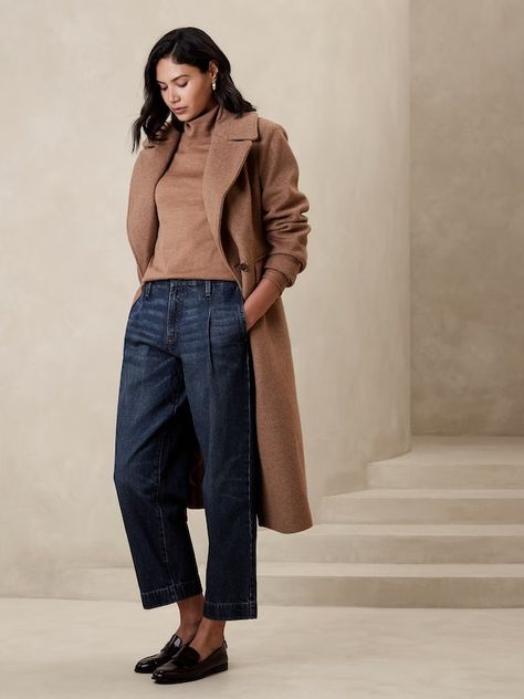 Jeans for Women | Banana Republic Factory Jeans Outfit For Work, Parisian Chic Style, Shank Button, Denim Style, Banana Republic Factory, Jeans For Women, Casual Winter Outfits, Business Casual Outfits, Mom Outfits