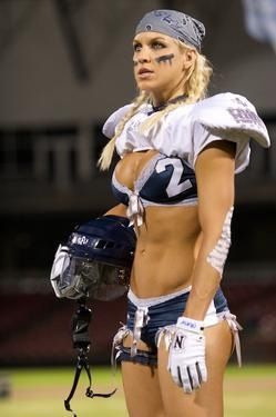 :) New Nfl Helmets, Ladies Football League, Lfl Players, Lingerie Football, Girls Football, Legends Football, Fitness Women, Hot Lingerie, Sporty Girls