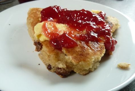 SingingHinnies Singing Hinnies, Regional Recipes, Griddle Cakes, North East England, Fairy Dust, Good Reads, North East, Puddings, Mouth Watering