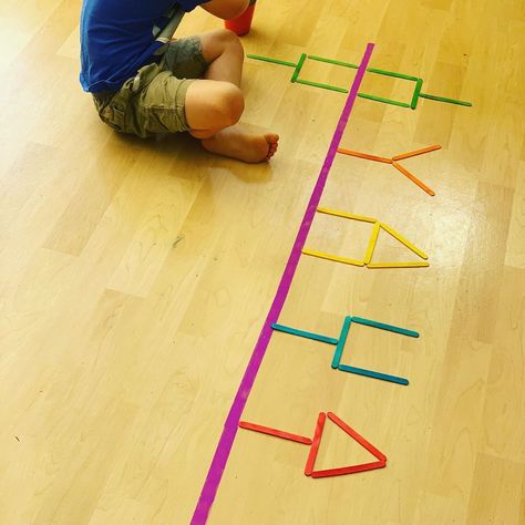 𝐑𝐞𝐟𝐥𝐞𝐜𝐭𝐢𝐯𝐞 𝐬𝐲𝐦𝐦𝐞𝐭𝐫𝐲! ⁣ ⁣ A fun reflective symmetry activity using only lollipop sticks! inspired by @imaginationtree ⁣ Such an important… Reflective Symmetry, Symmetry Activities, Brain Gym For Kids, Preschool Prep, Kindergarten Coloring Pages, Physical Activities For Kids, Montessori Toddler Activities, Fun Classroom Activities, Preschool Activities Toddler