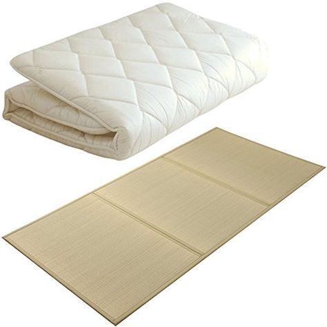 EMOOR Japanese Traditional Futon Mattress Classe Igusa (Rush Grass) Tatami Mattress, Twin Size. Made in Japan Best Futon Mattress, Japan Living Room, Tatami Mattress, Ikea Futon, Japanese Futon Mattress, Best Futon, Futon Bunk Bed, Mattress Twin, Futon Decor