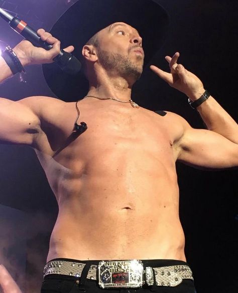 Donnie And Mark Wahlberg, Nkotb Concert, The Boys In The Band, Prove Them Wrong, Donnie Wahlberg, Mark Wahlberg, New Kids On The Block, Blue Bloods, The Staff