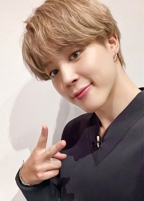 Jimin Boyfriend, Bts V Photos, Jimin Selca, Park Jimin Bts Wallpaper, Solo Pics, Jimin Wallpaper, Jim Morrison, Park Jimin Bts, I Love Bts