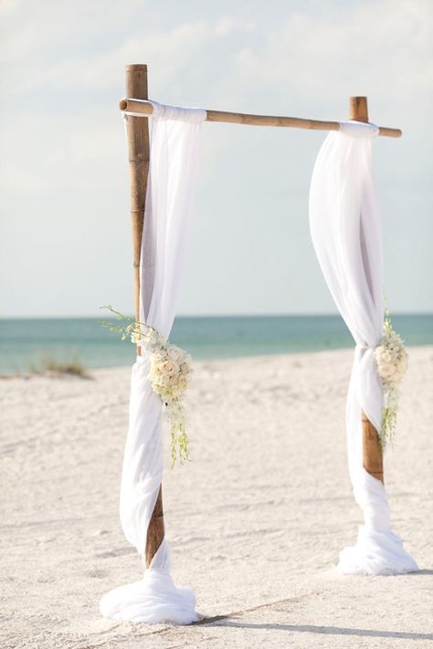 i have always wanted to do a very small wedding on the beach for just me and future husband ... this would be perfect! Very Small Wedding, Beach Wedding Arch, Diy Wedding Arch, Simple Beach Wedding, Wedding Setup, Cheap Wedding Decorations, Low Budget Wedding, Rustic Wedding Decorations, Wedding Altars