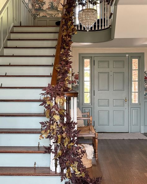 Some stills of my @afloral autumnal garland in the foyer. While the plum Cimicifuga Seeded Garland and the Grape Ivy stems each look amazing on their own (I’ve used the Cimicifuga stems for years), mixing the two together is absolutely gorgeous! This combination would also work beautifully on a mantle or as stems in a vase. I know it early for fall decor, but this is my way of coping with the heat and humidity outside! And the beauty of high quality faux botanicals is that they’ll last th... Autumn Staircase Decor, Purple Autumn Decor, Fall Garland Staircase, Entryway Garland, Autumnal Garland, Grape Ivy, Autumn Cottage, Staircase Decor, Fall Garland