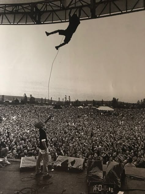 Woodstock 99, Woodstock '99, Punk Aesthetic, Grunge Music, Rage Against The Machine, Eddie Vedder, Rock Concert, Concert Photography, Grunge Photography